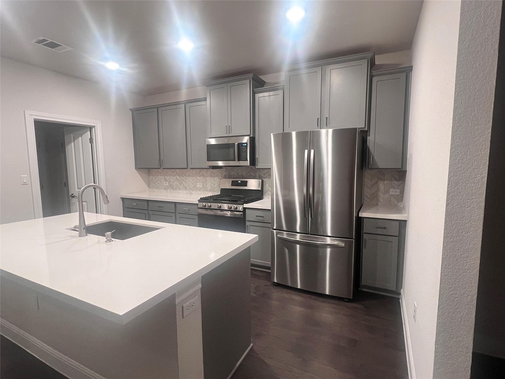 15501 Ellinger Dr - Photo 20