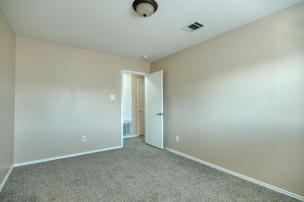 7537 Redrick Dr - Photo 12