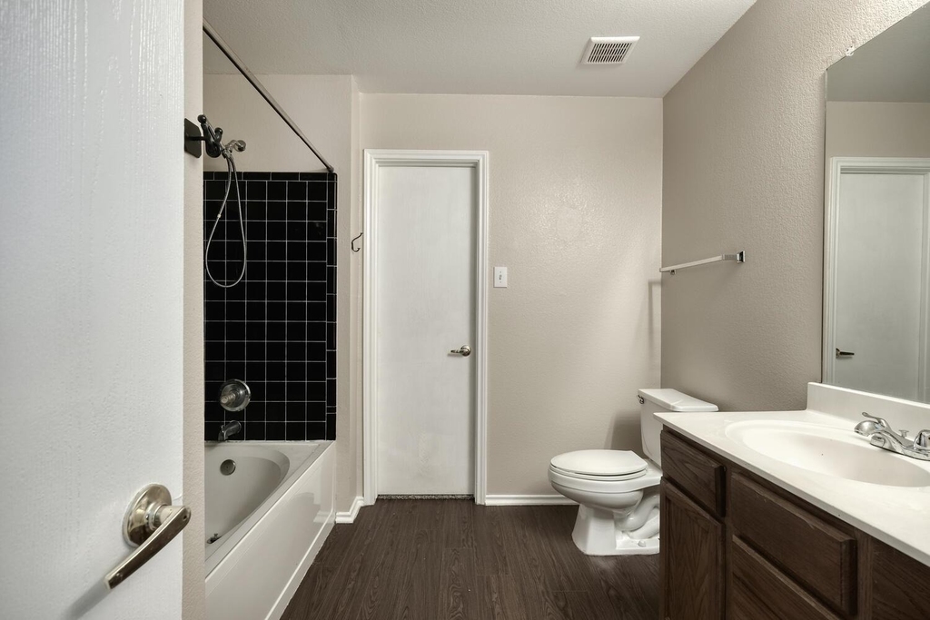 7537 Redrick Dr - Photo 9