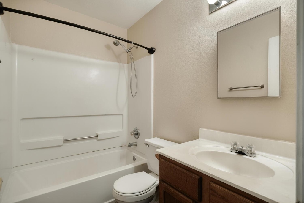 7537 Redrick Dr - Photo 11