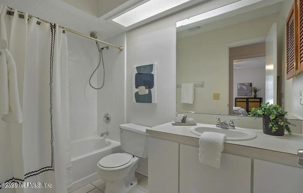 12054 Cobblewood Lane N - Photo 11