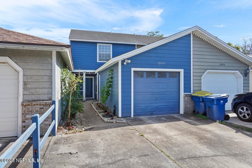 12054 Cobblewood Lane N - Photo 0