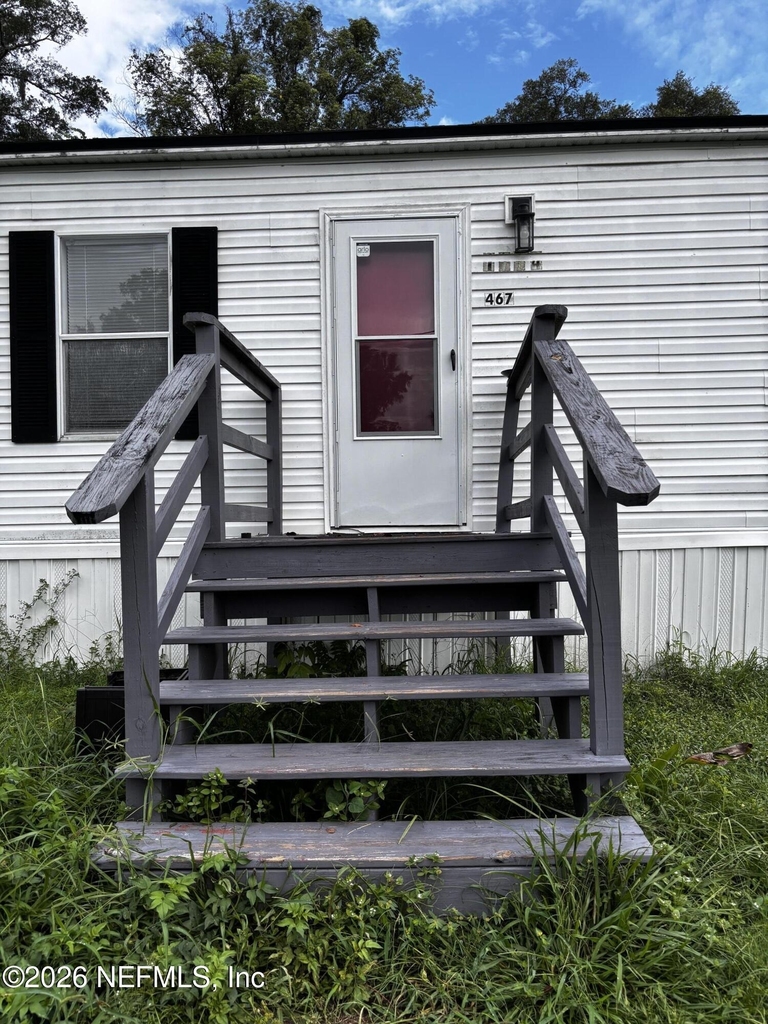467 Olive Circle - Photo 1