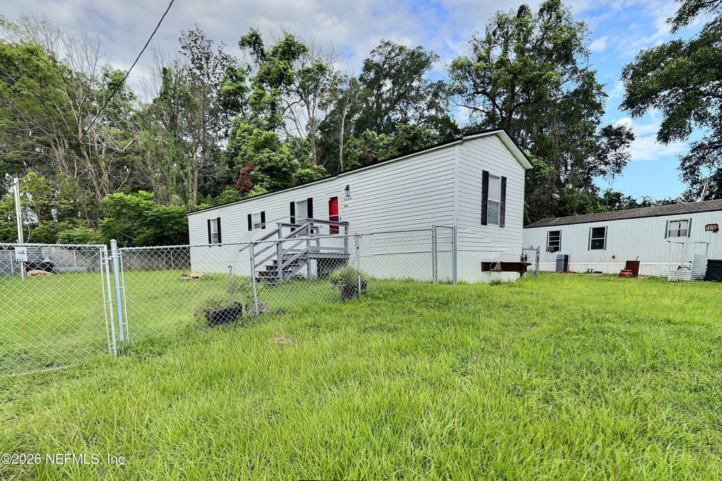 467 Olive Circle - Photo 0