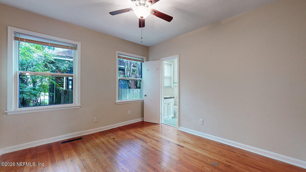 1274 Belmont Terrace - Photo 12