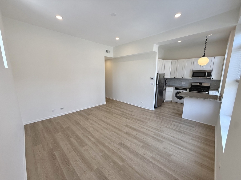 937 W Armitage Avenue - Photo 6