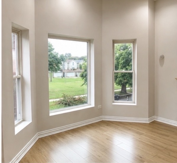 6541 S Ellis Avenue - Photo 2