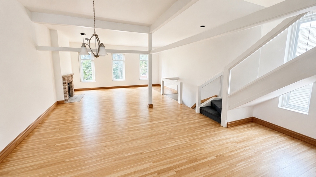 534 W Dickens Street - Photo 5