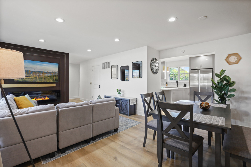 7125 Simpson Street - Photo 4