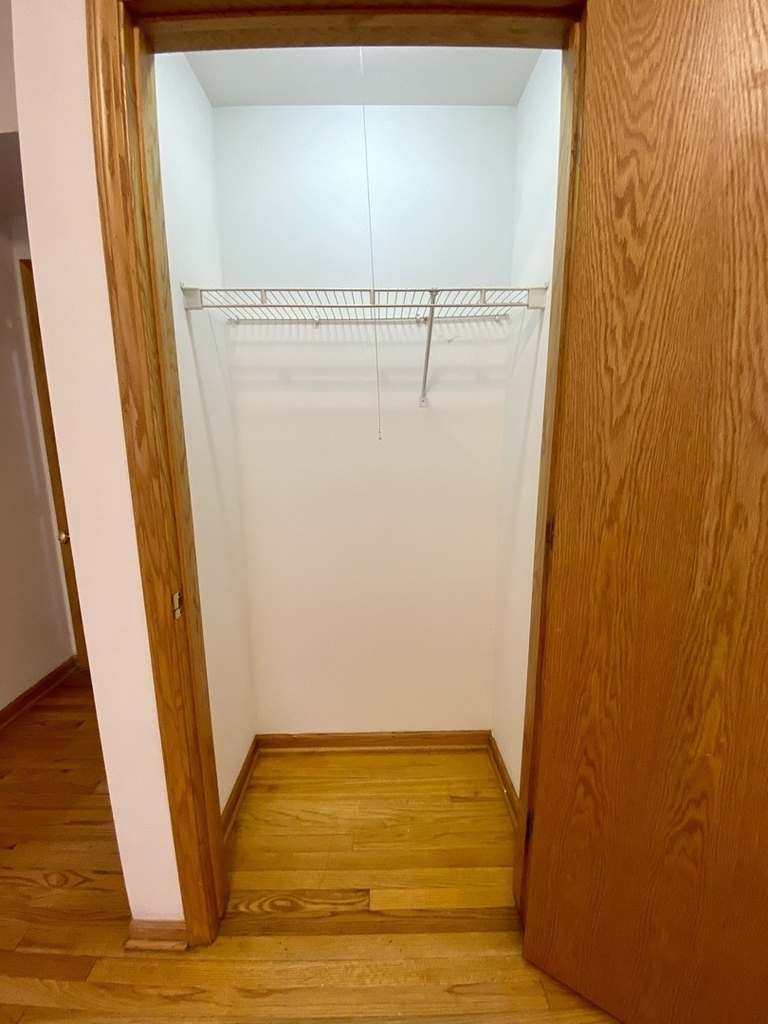 4233 N Kenmore Avenue - Photo 8