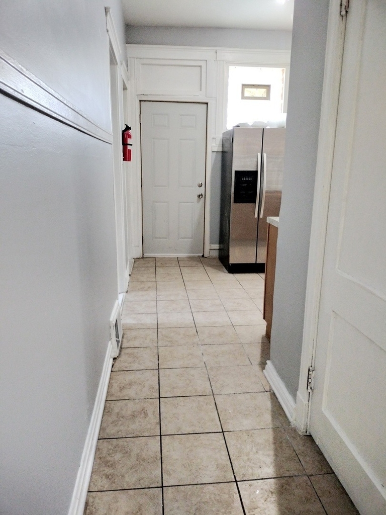 6719 S Sangamon Street - Photo 11