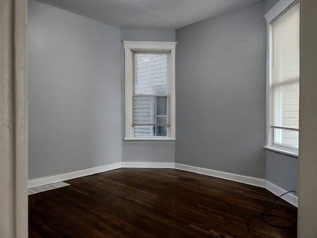 6719 S Sangamon Street - Photo 3