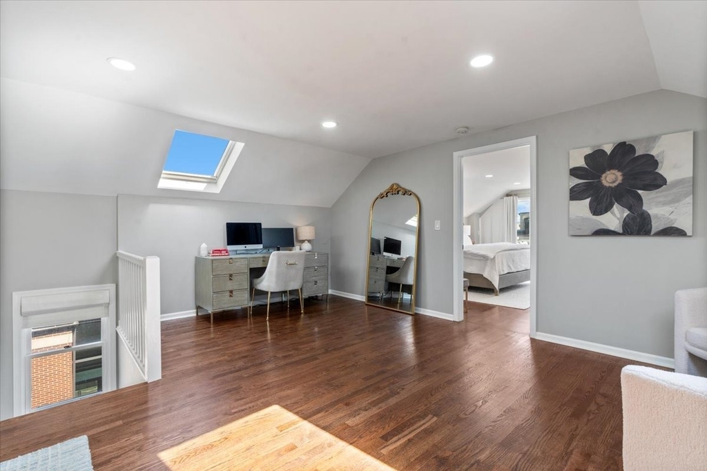 1521 W Wolfram Street - Photo 14