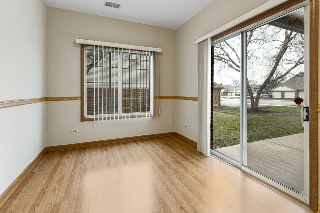 1665 Commodore Court - Photo 11