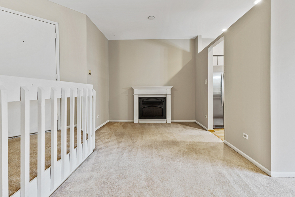 1665 Commodore Court - Photo 7