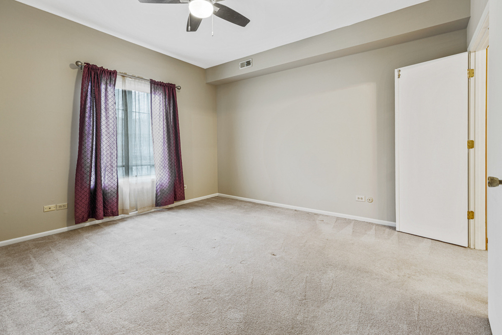1665 Commodore Court - Photo 16