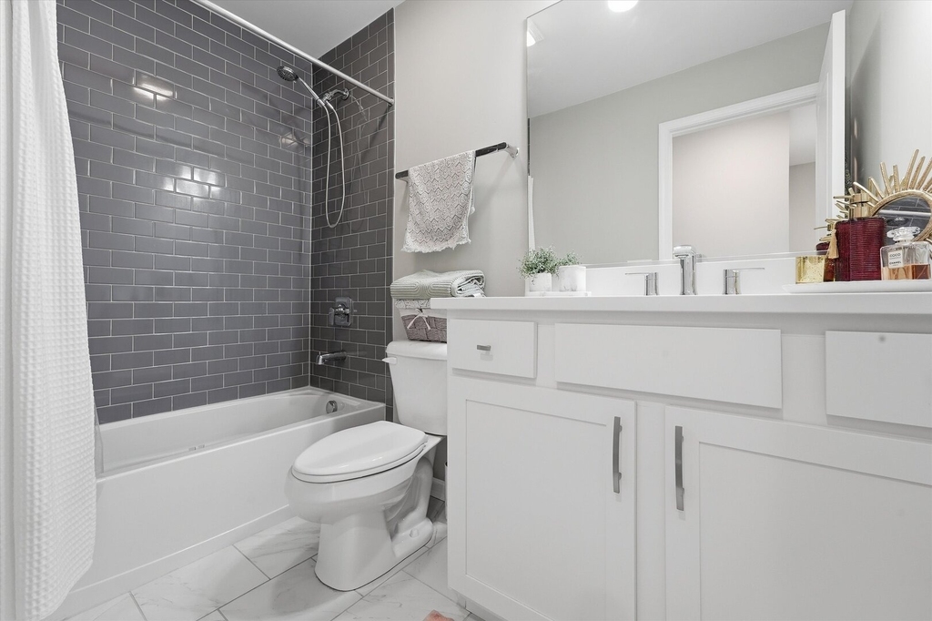 30w023 Brayman Court - Photo 22
