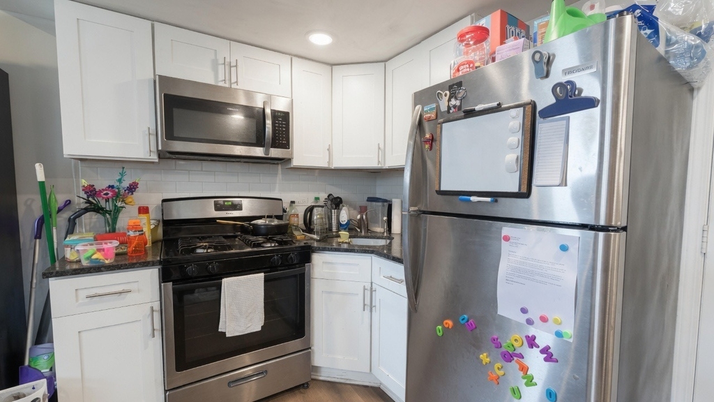4101 W Nelson Street - Photo 1