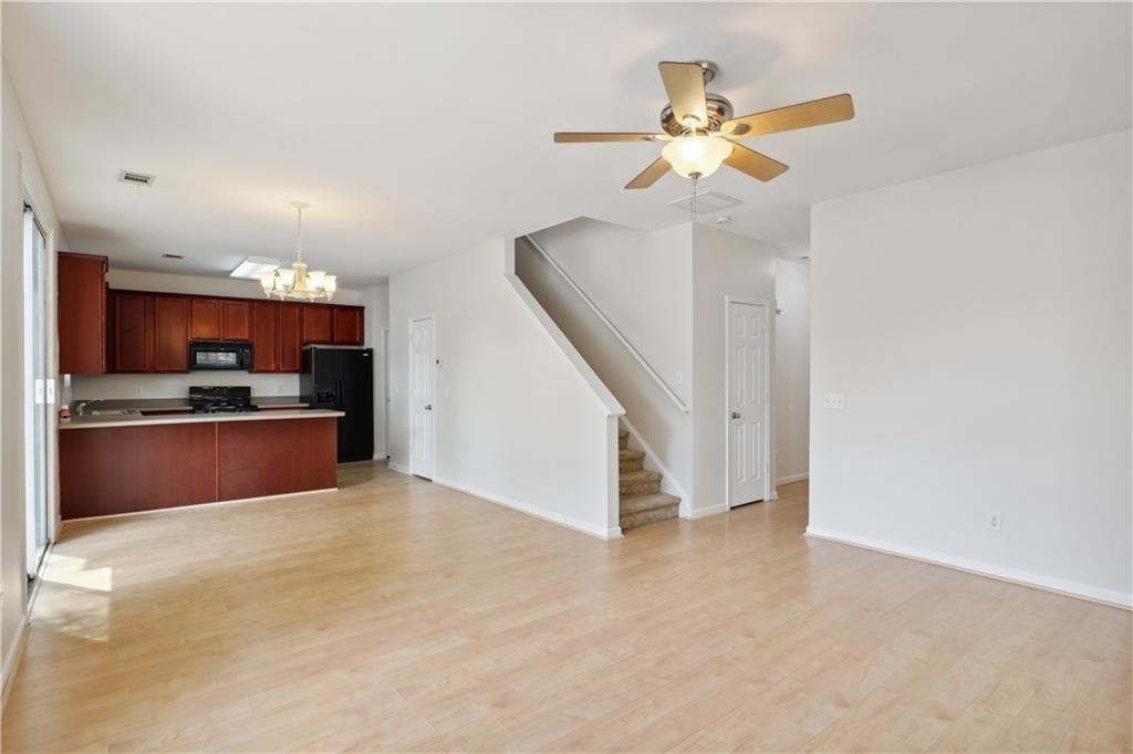 276 Hiawassee Drive - Photo 4