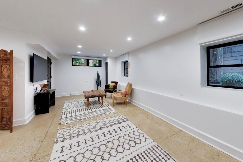 1840 N Bissell Street - Photo 4