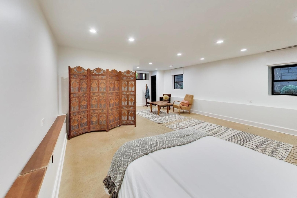 1840 N Bissell Street - Photo 8