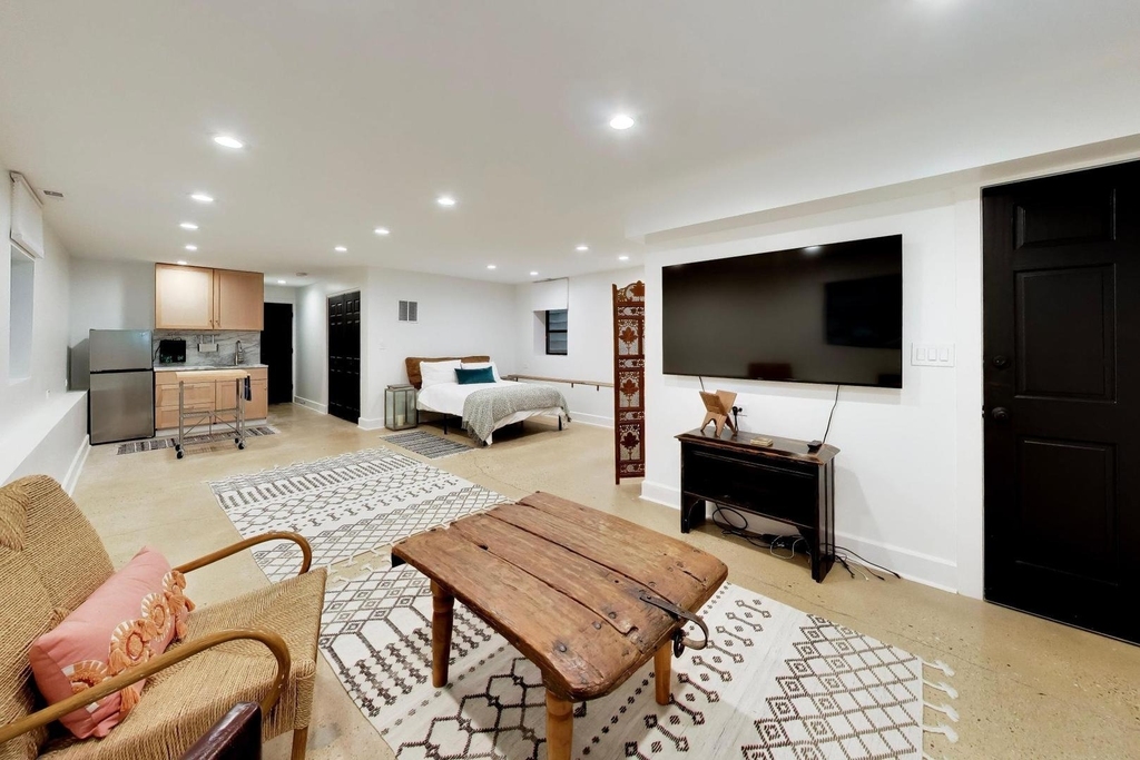1840 N Bissell Street - Photo 3