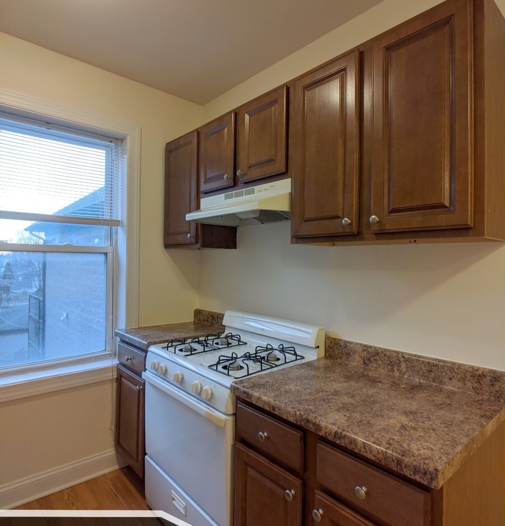 2600 N Kimball Avenue - Photo 7