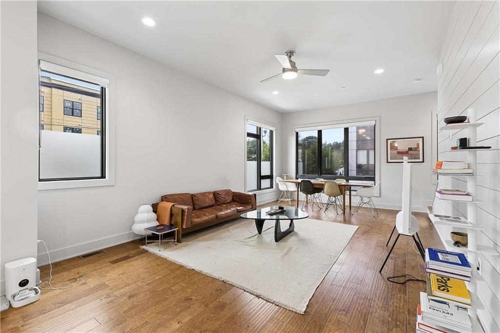 102 City View Court Ne - Photo 4