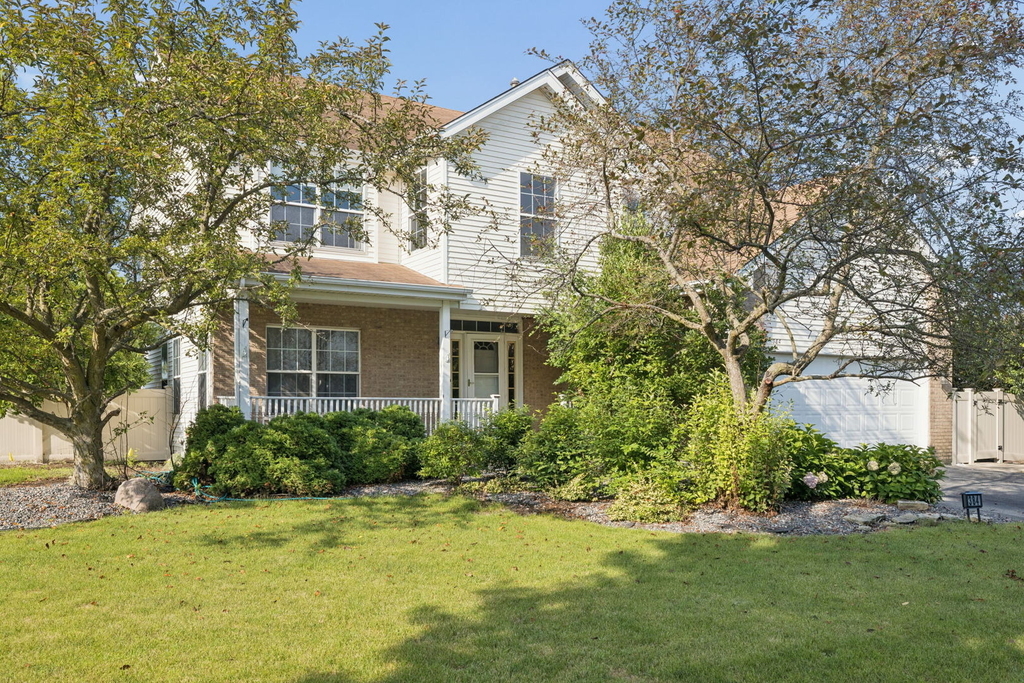 384 W Otto Drive - Photo 0