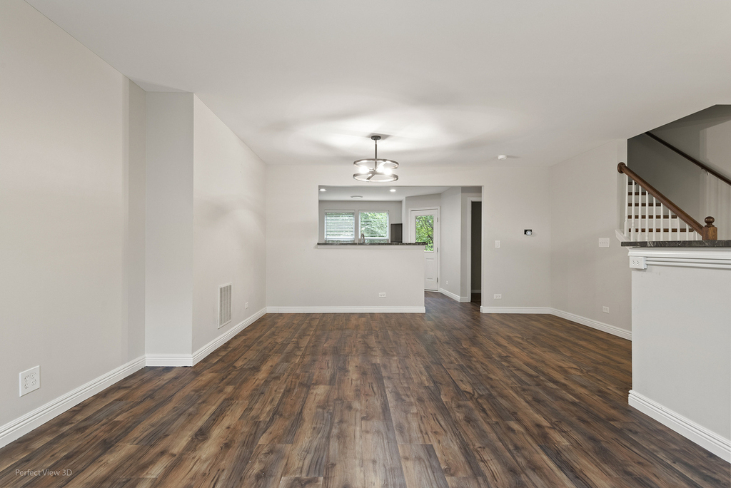 464 Valentine Way - Photo 4
