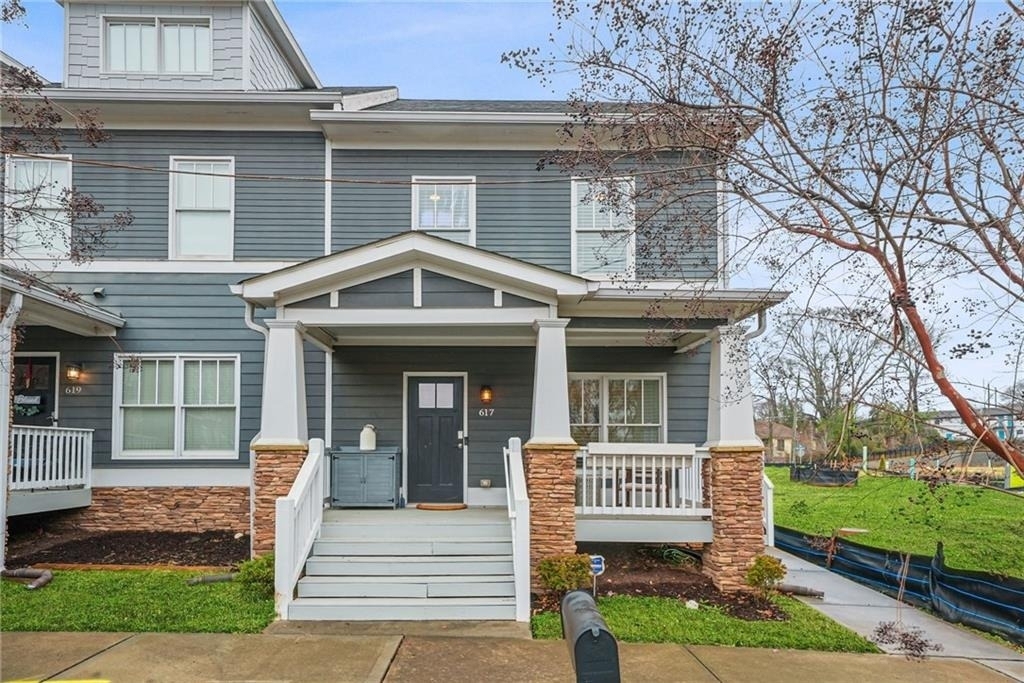 617 Chestnut Street - Photo 0