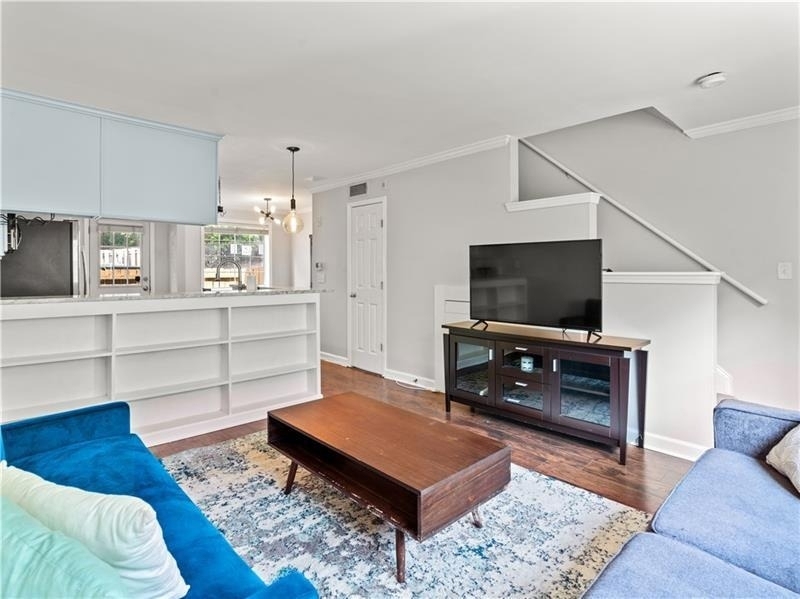 2232 Dunseath Avenue Nw - Photo 4