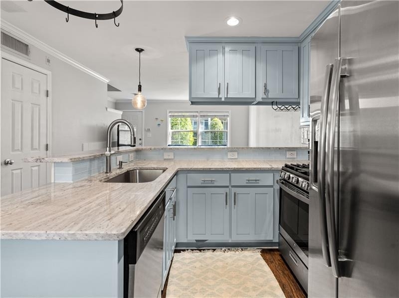 2232 Dunseath Avenue Nw - Photo 2