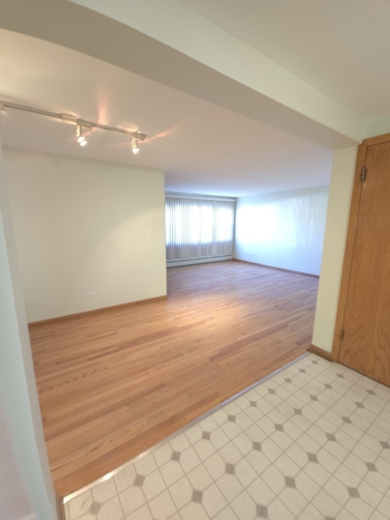 3707 Clarence Avenue - Photo 4