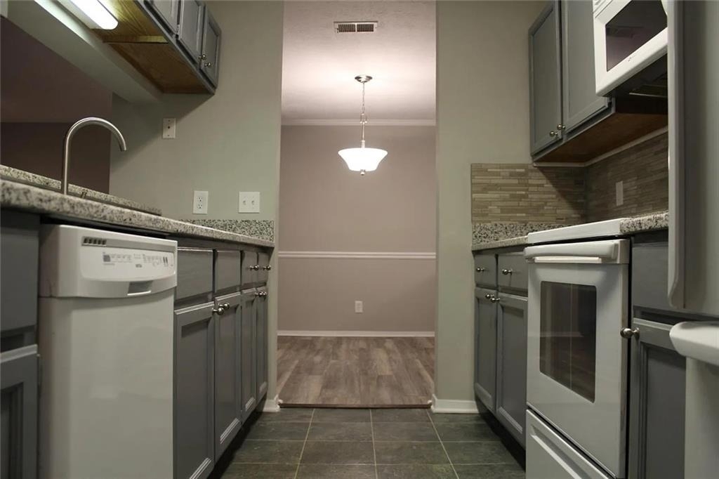 204 Warm Springs Circle - Photo 5