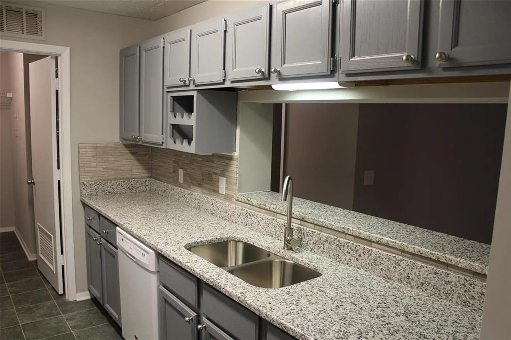 204 Warm Springs Circle - Photo 3
