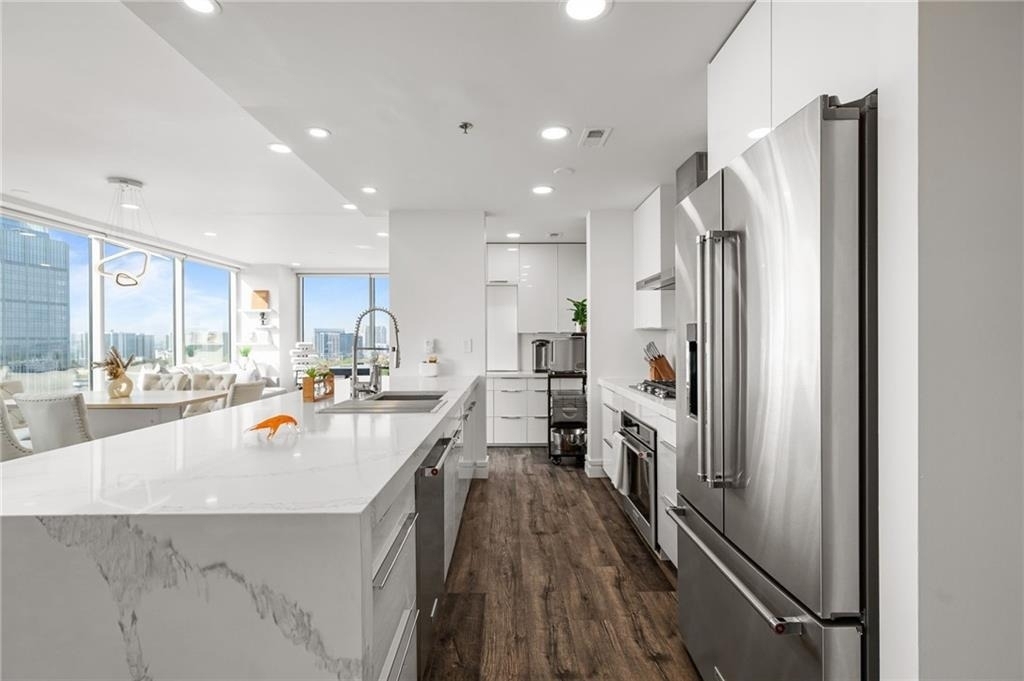 3338 Peachtree Road - Photo 4