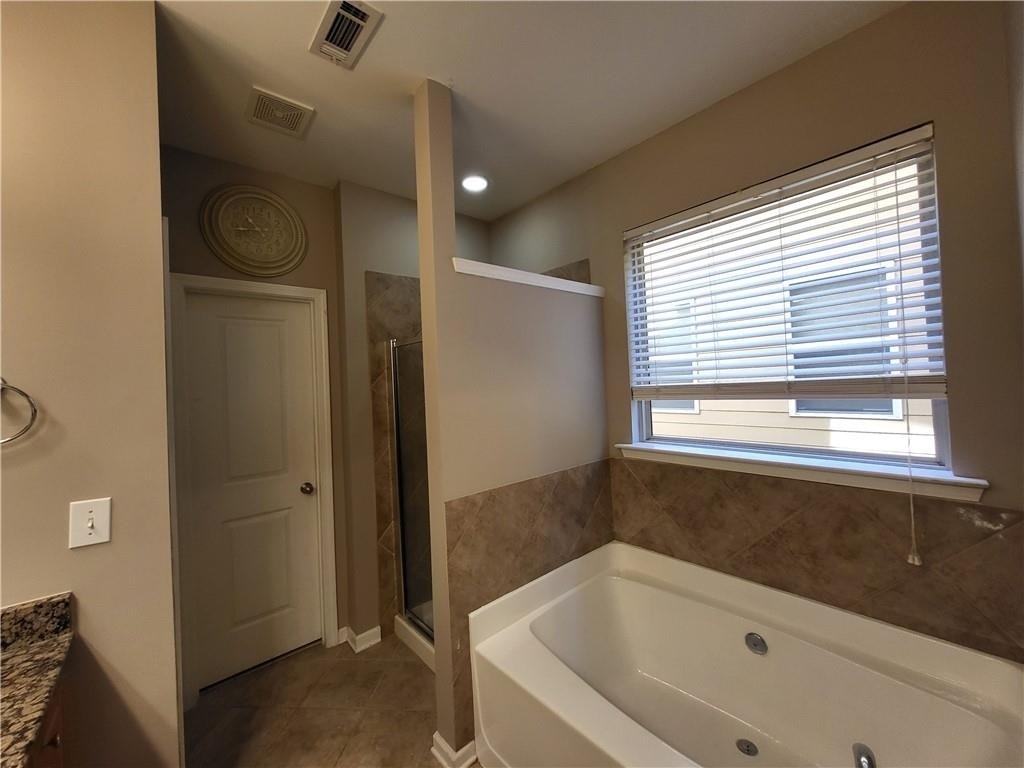 915 Silver Lake Drive - Photo 7