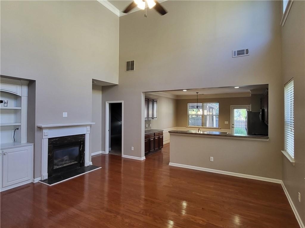 915 Silver Lake Drive - Photo 3