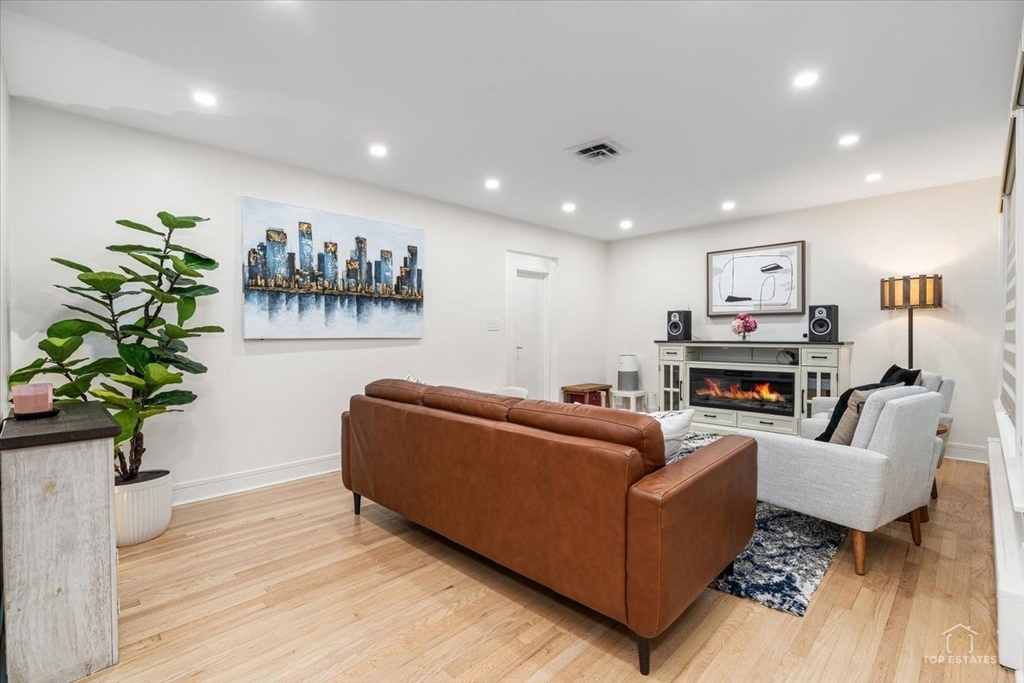 3521 Forest Avenue - Photo 5