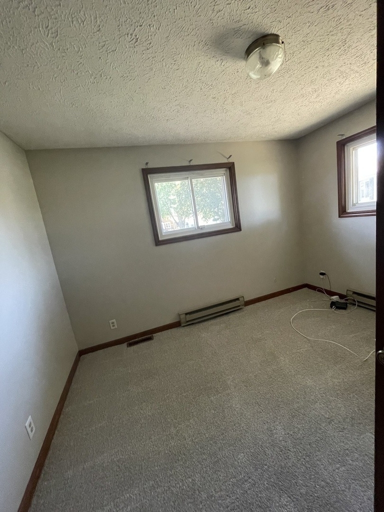 136 N St. Louis Street - Photo 4