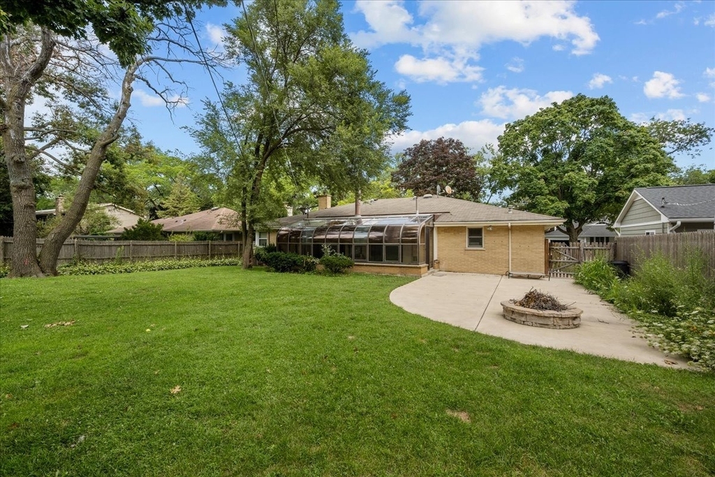 662 Garfield Avenue - Photo 16
