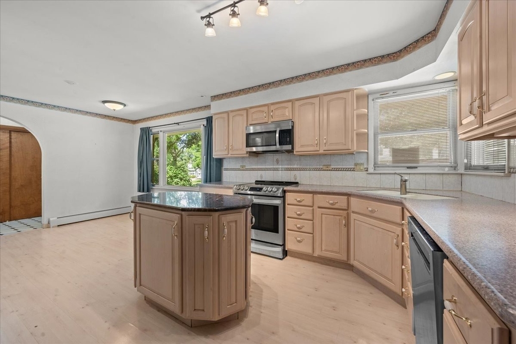 662 Garfield Avenue - Photo 5