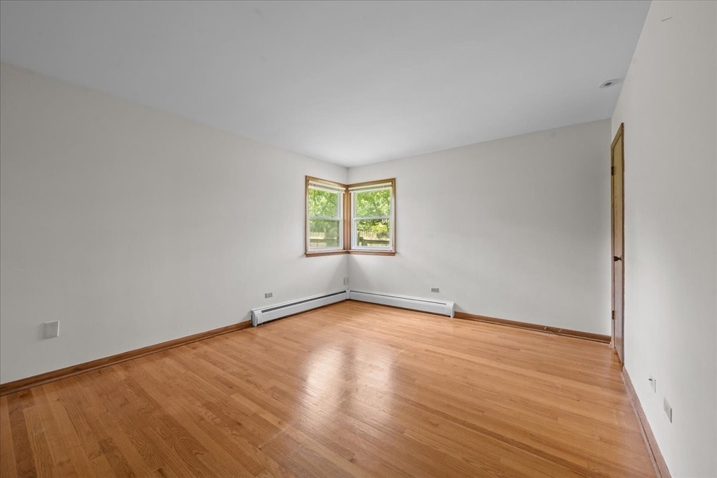 662 Garfield Avenue - Photo 9