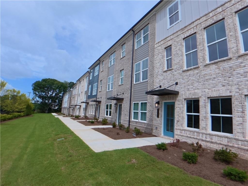 2929 Beaconwood Court - Photo 1