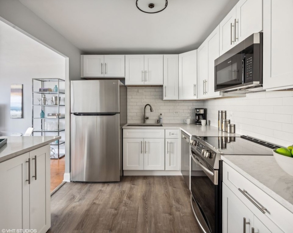 6301 N Sheridan Road - Photo 6