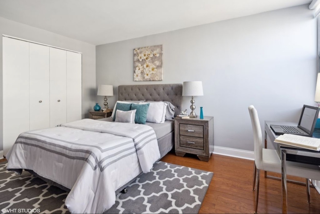 6301 N Sheridan Road - Photo 8