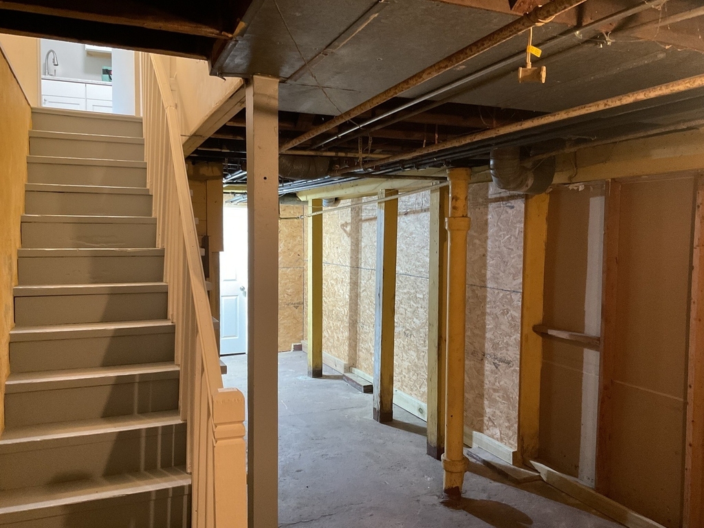 451 W New York Street - Photo 13