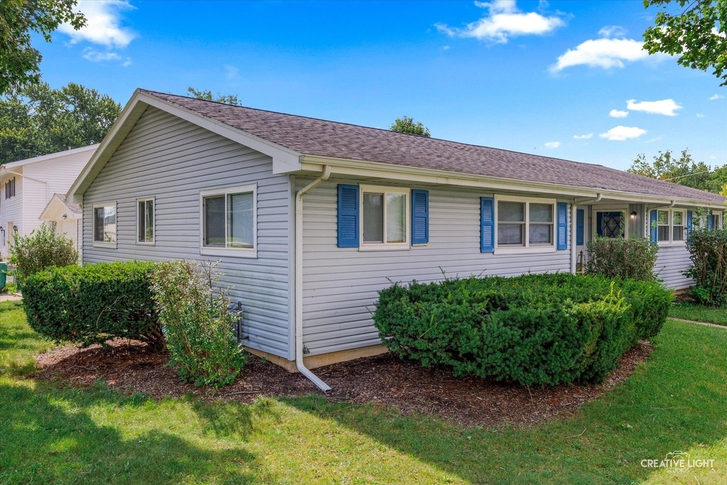 1706 Willow Street - Photo 2
