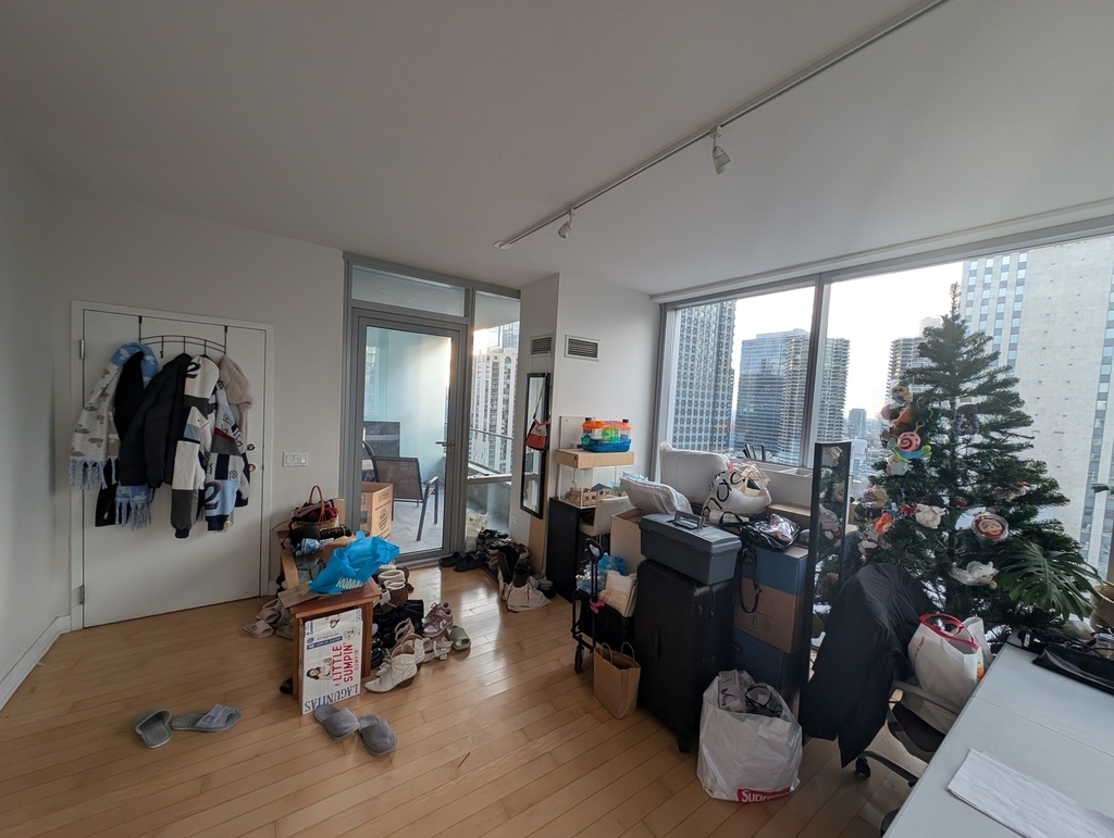 8 E Randolph Street - Photo 15